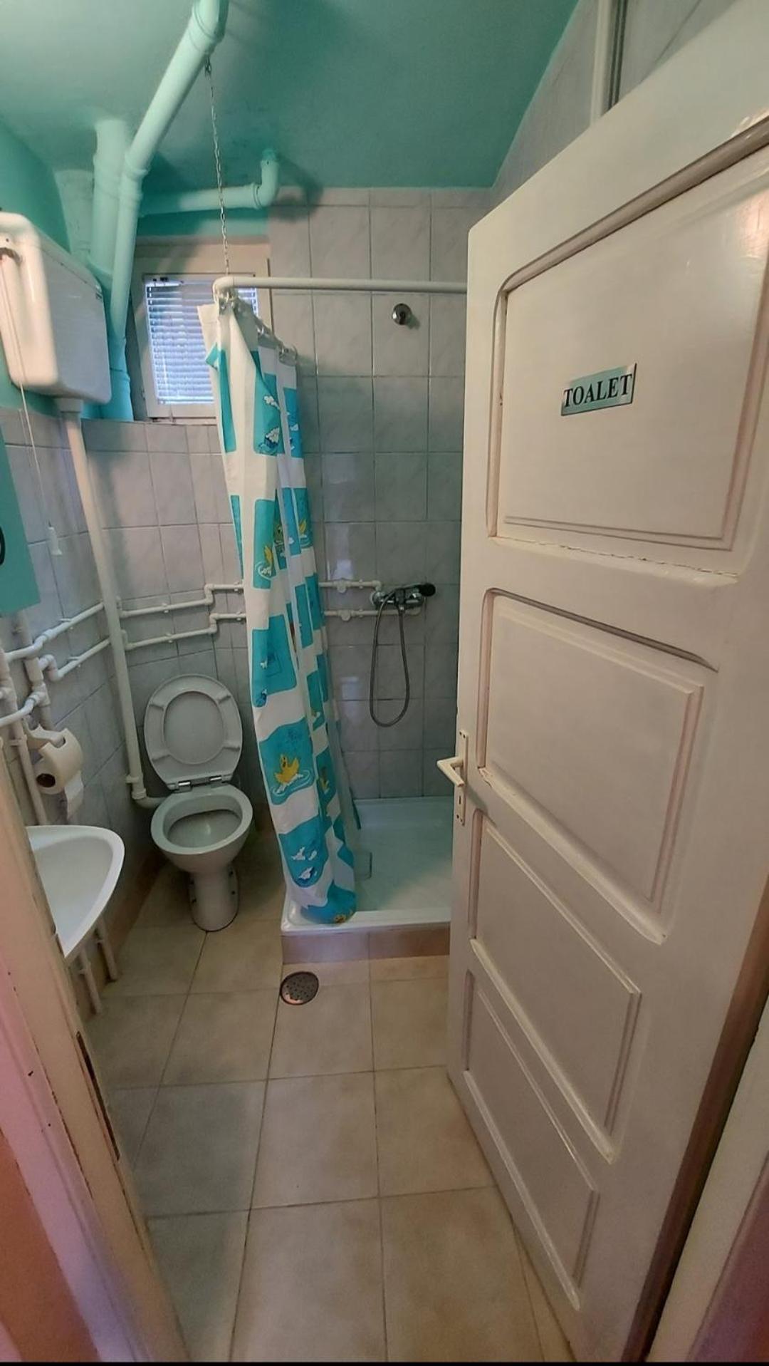Domacinstvo Jolovic Hotel Kraljevo Ngoại thất bức ảnh